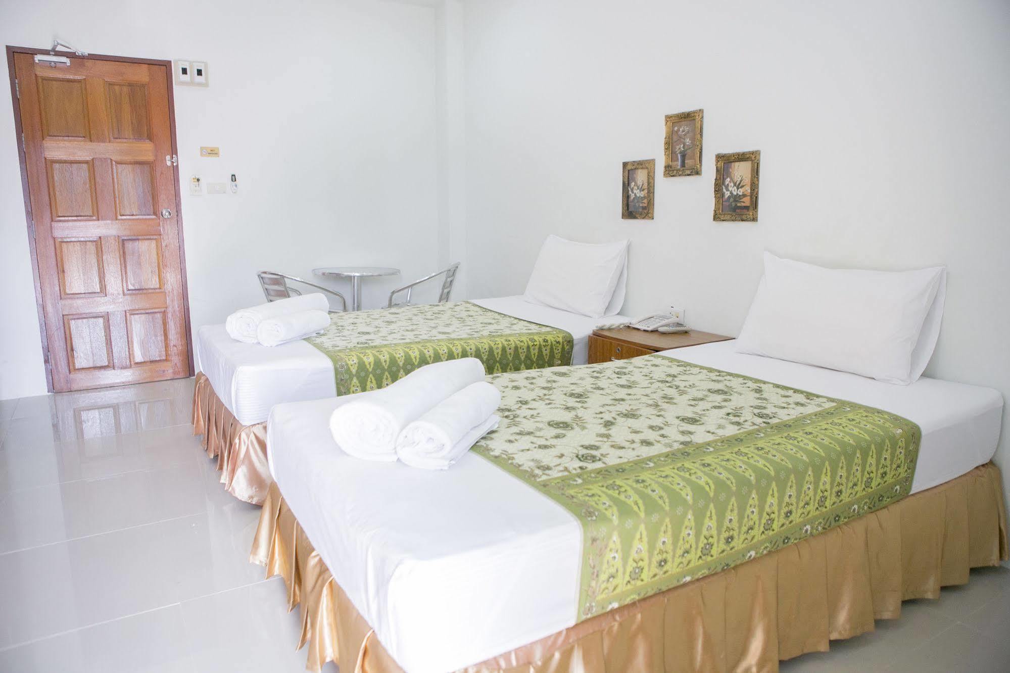 G&B Guesthouse Patong Eksteriør billede