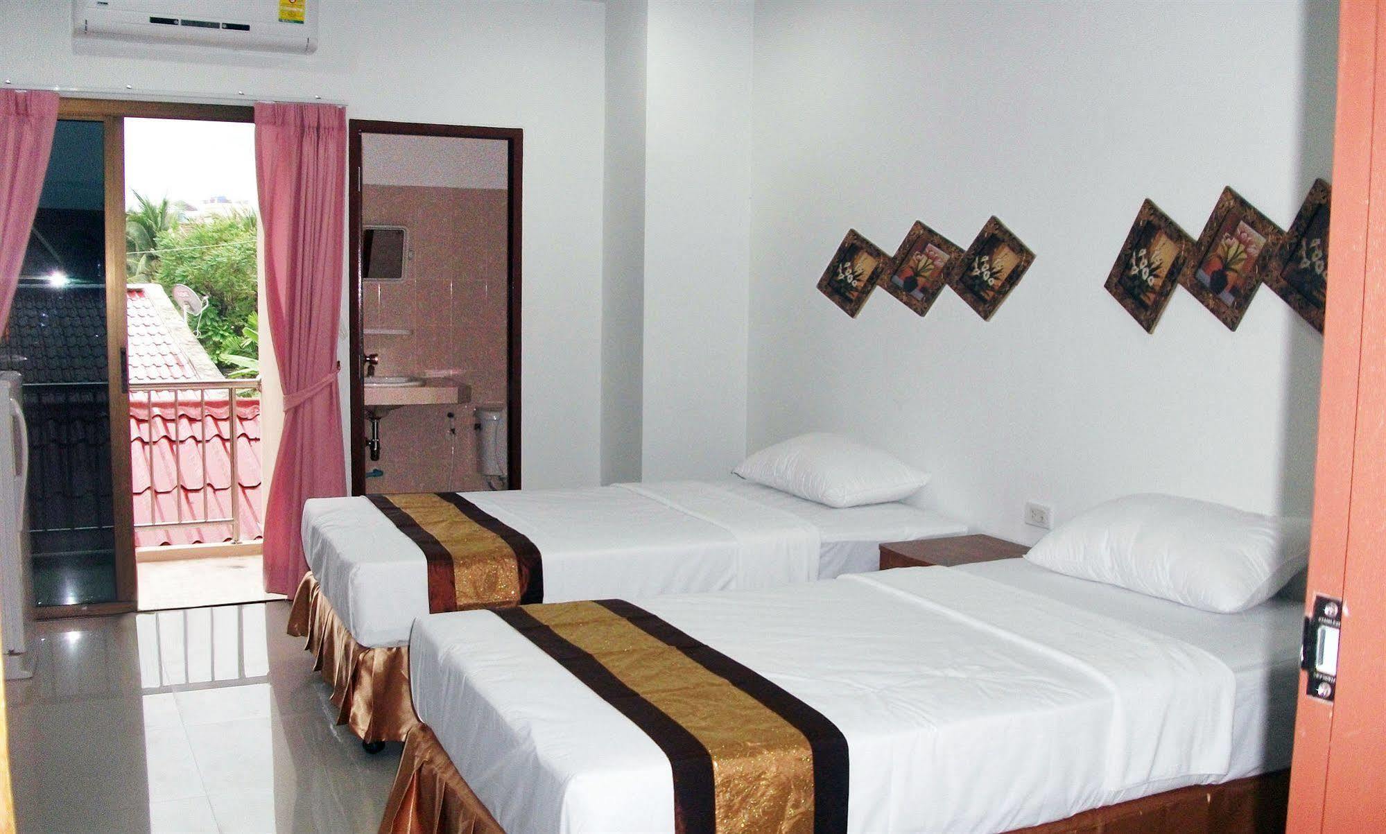 G&B Guesthouse Patong Eksteriør billede